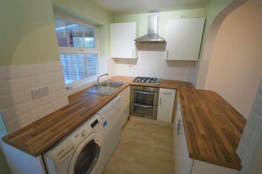 House Manea Close in Reading