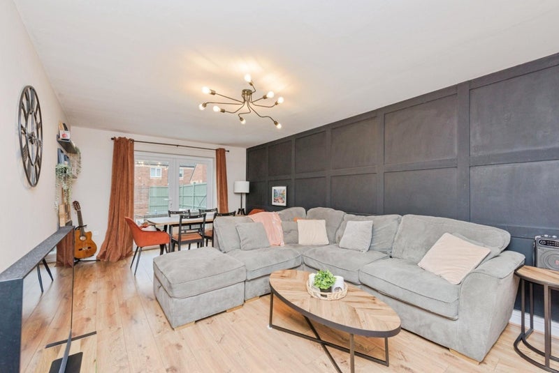 Room Pewter Court in Tamworth