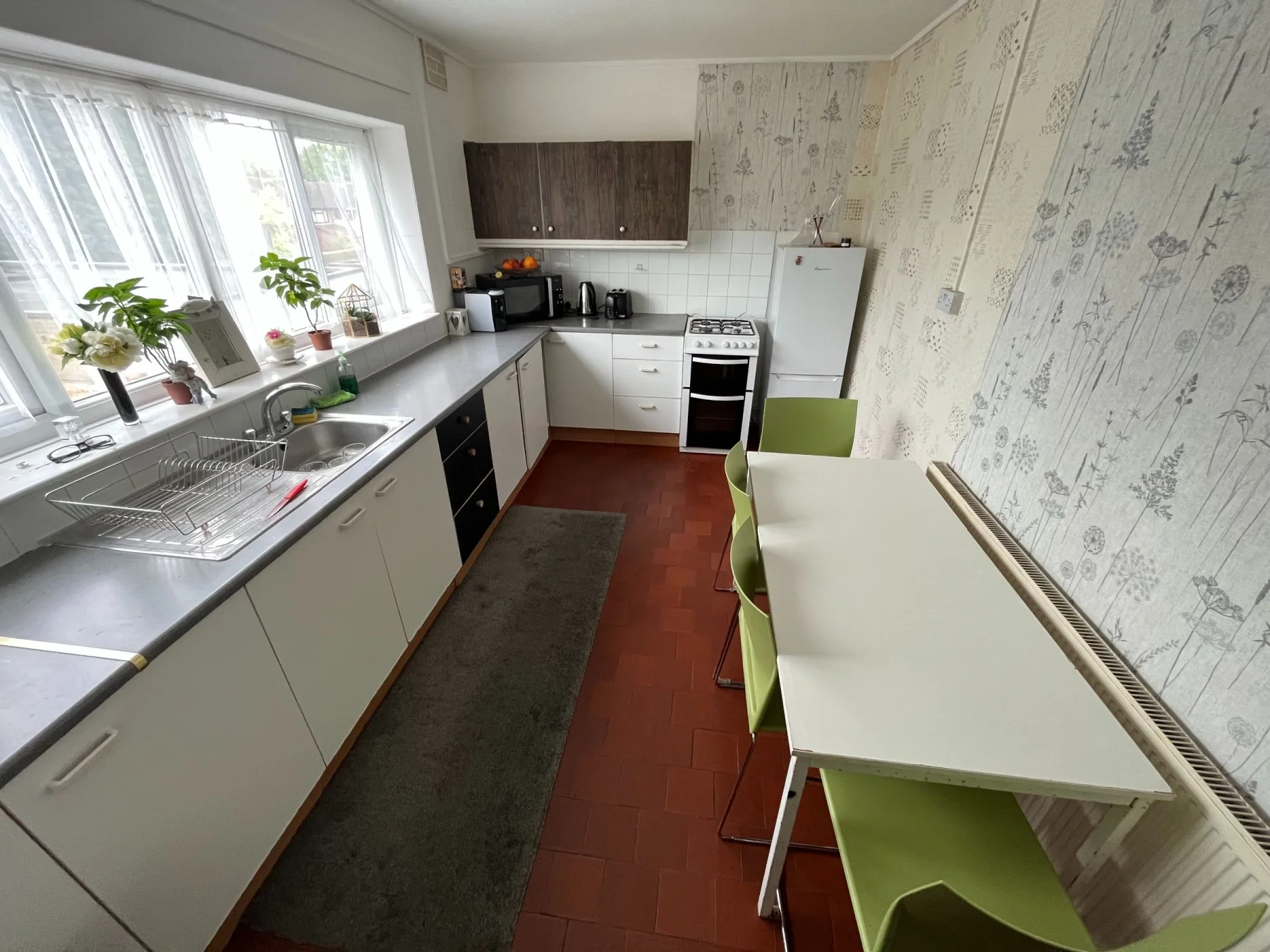 Flat Beake Avenue in Coventry