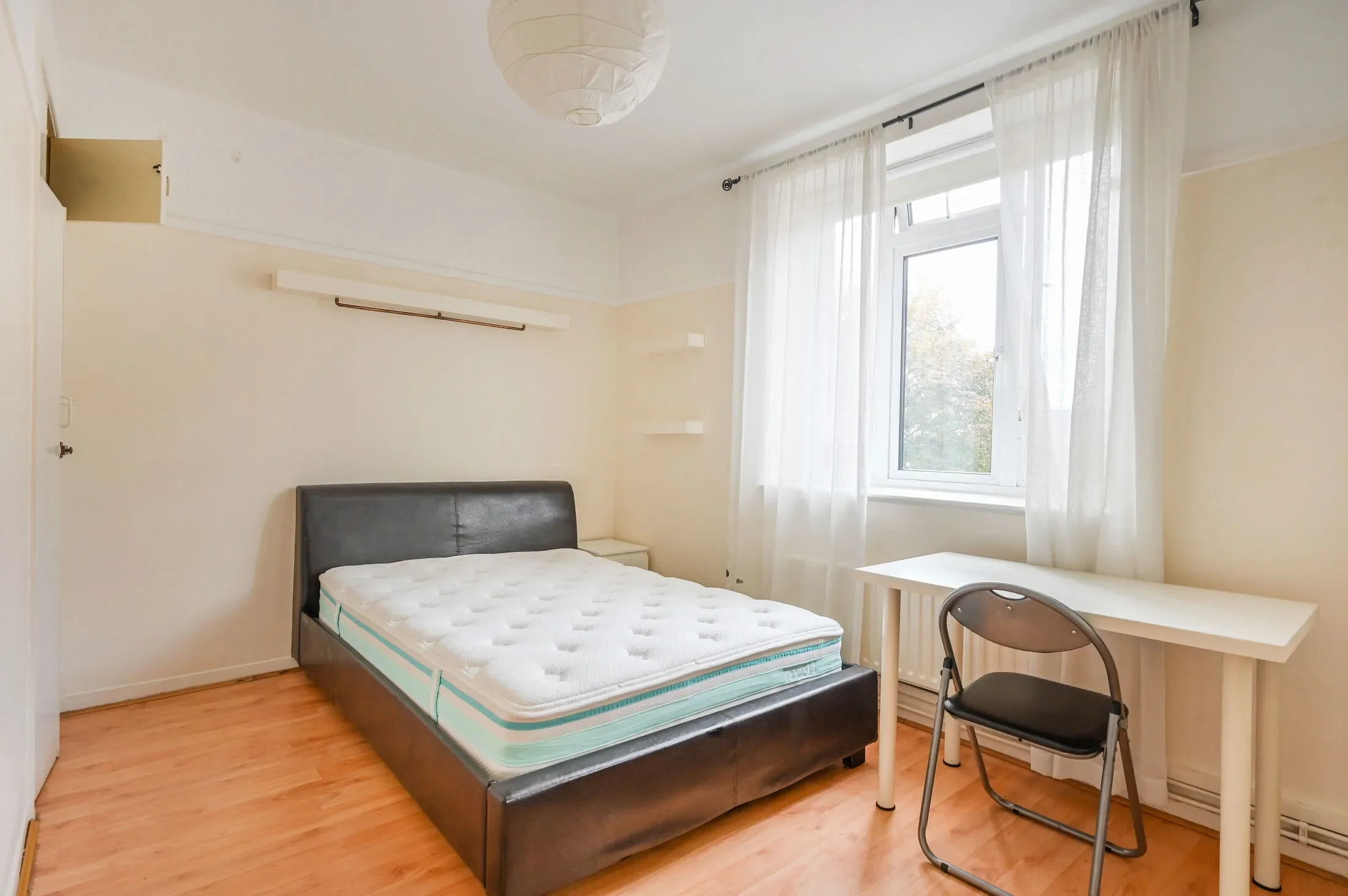 Flat Philchurch Place in Greater London