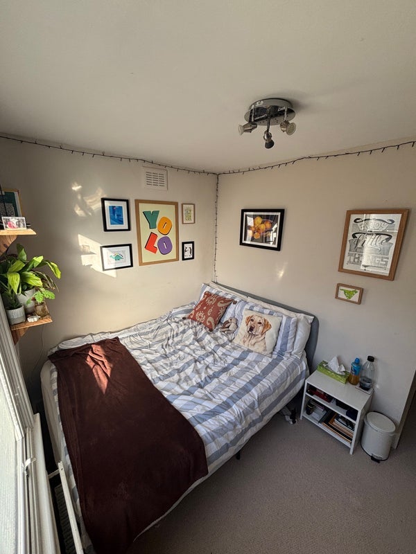 Room Kildoran Road in Greater London