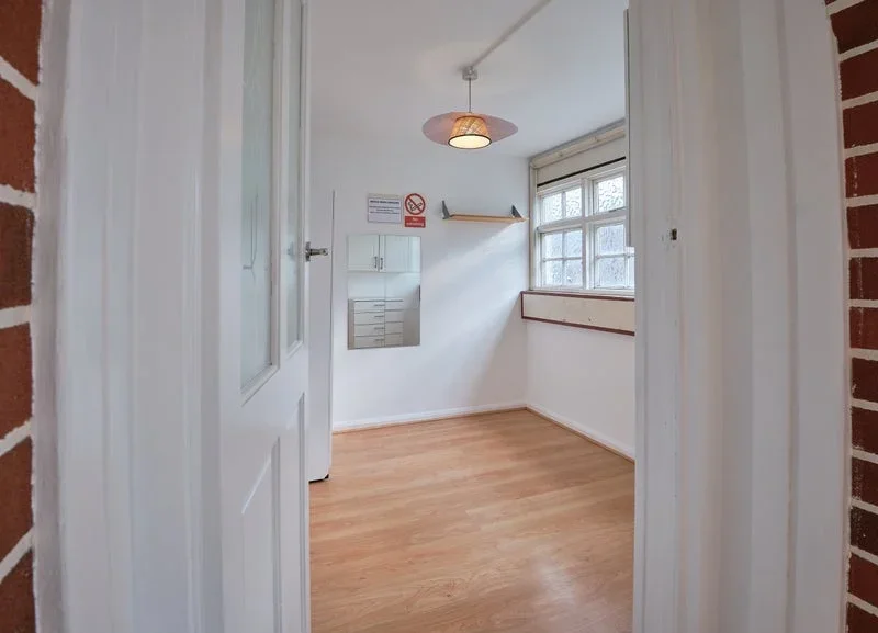 Room Vernon Road in Greater London