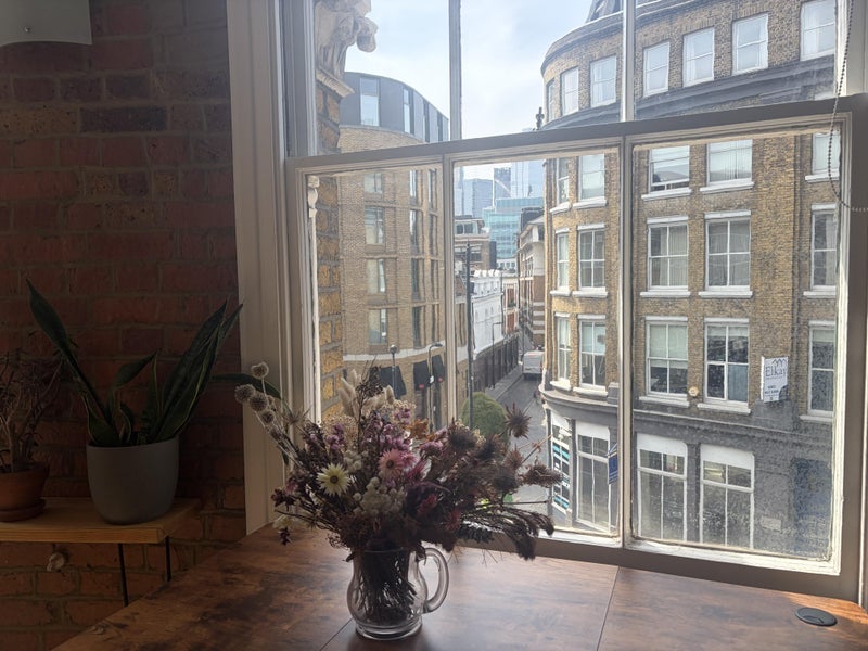 Room Great Eastern Street in Greater London