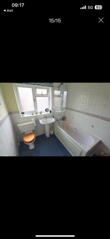 Room Munnings Drive in Hinckley and Bosworth