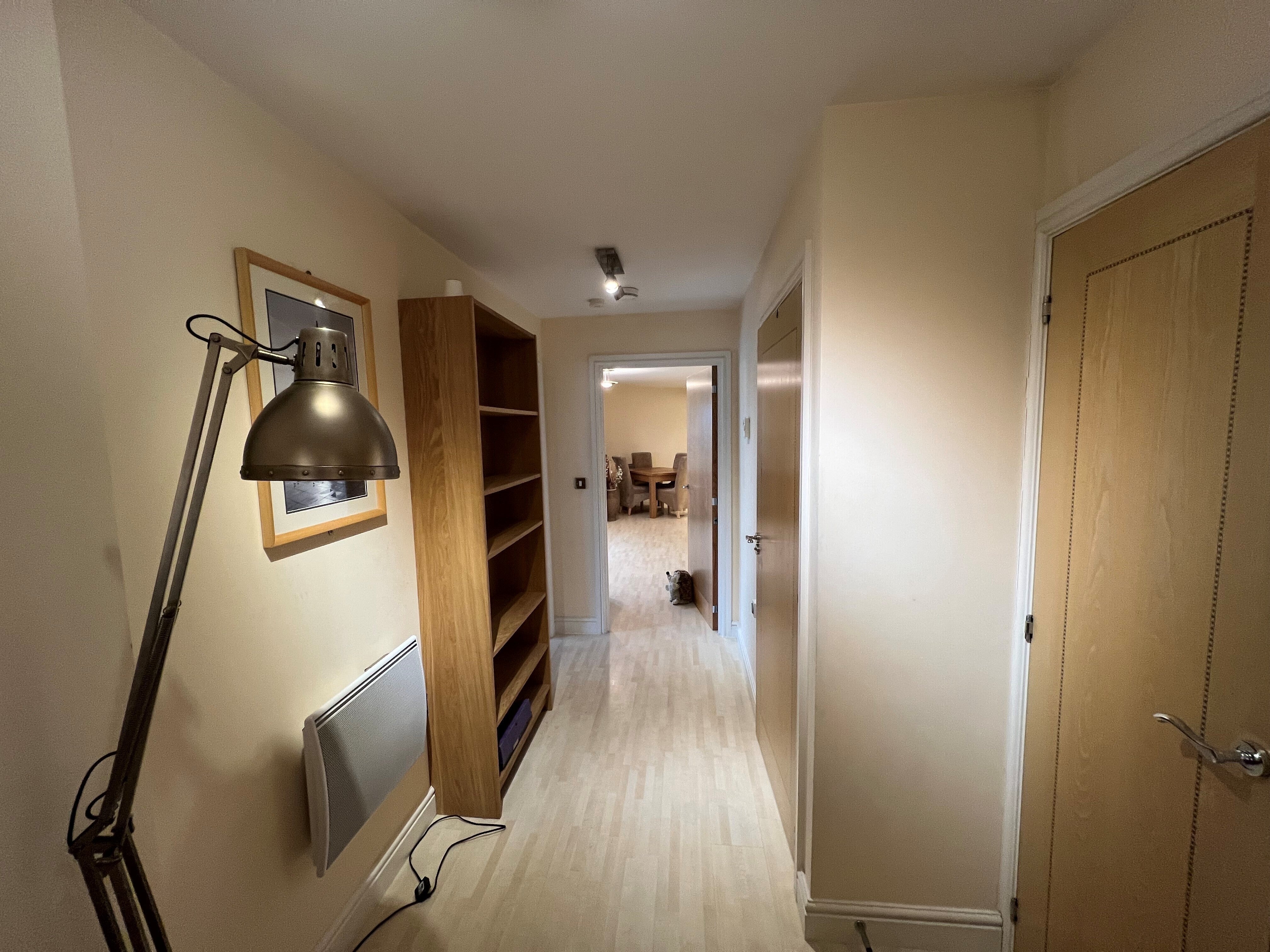 Flat Trafalgar Gardens in Crawley