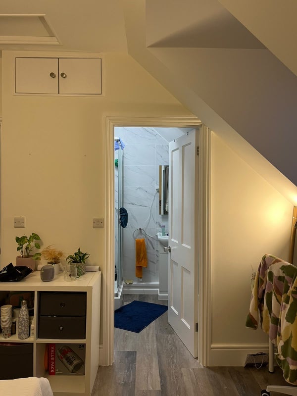 Room Brookfield Avenue in Bristol