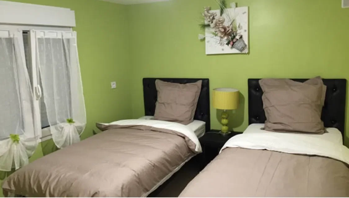 Room D 943 in Lillers