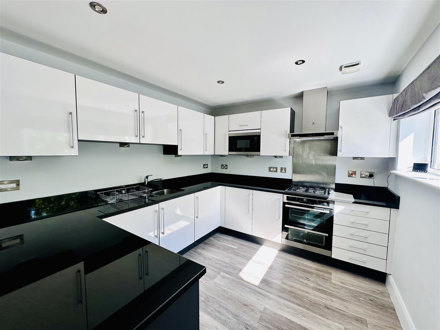 Flat Stickley Court in Vale of White Horse