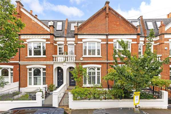 House Sandilands Road in Greater London