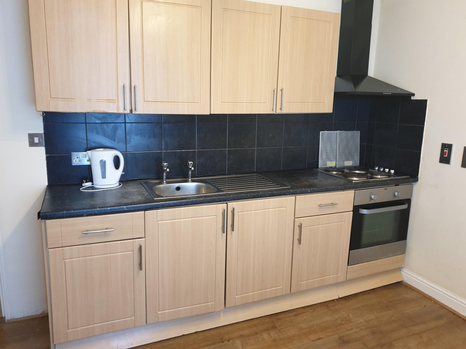 Flat Curzon Avenue in Manchester