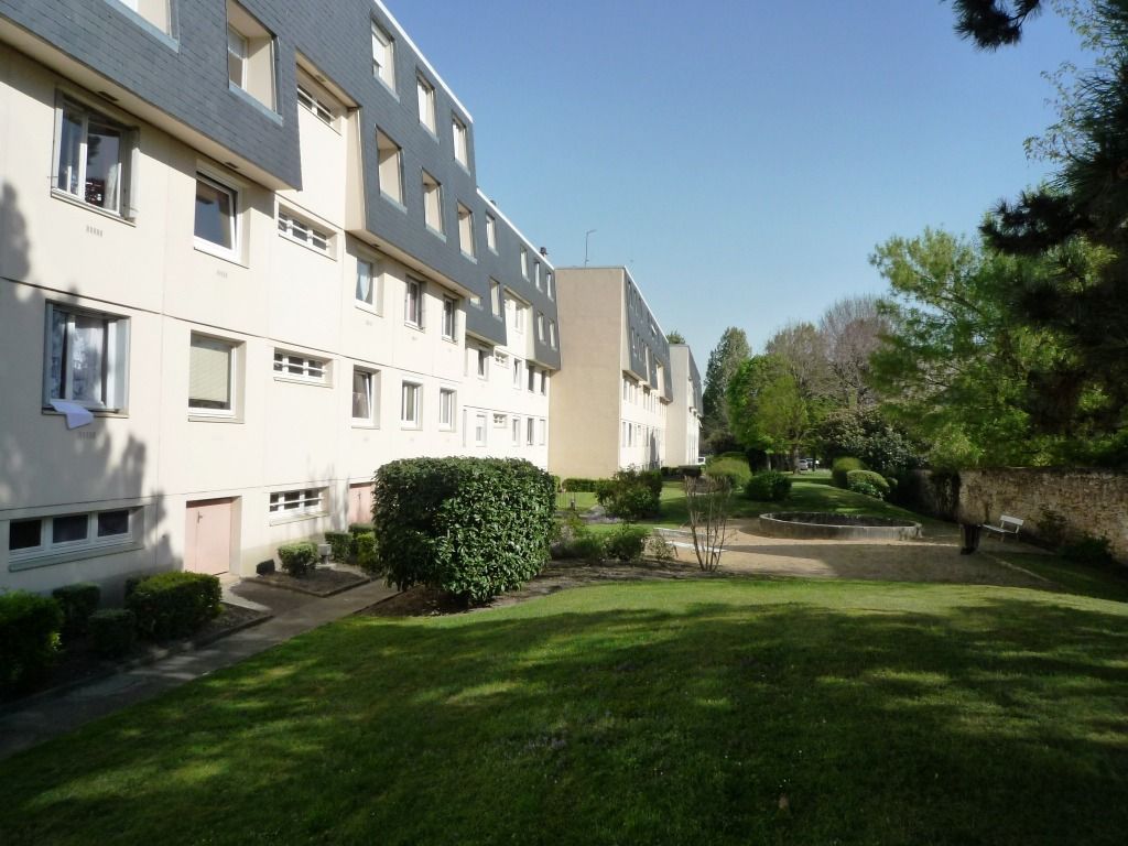 Flat Rue de Sannois in Ermont