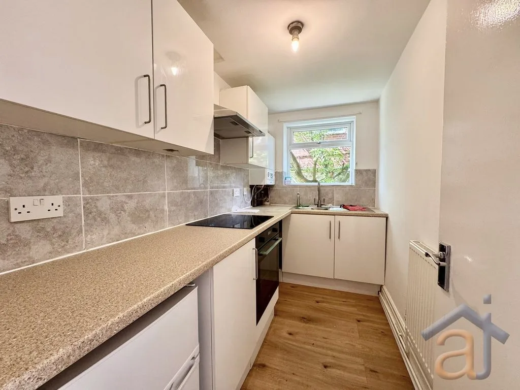 Flat Avondale Road in Southport