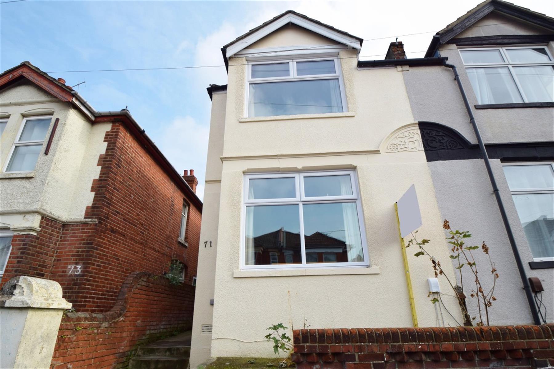 Flat Newcombe Road in Southampton