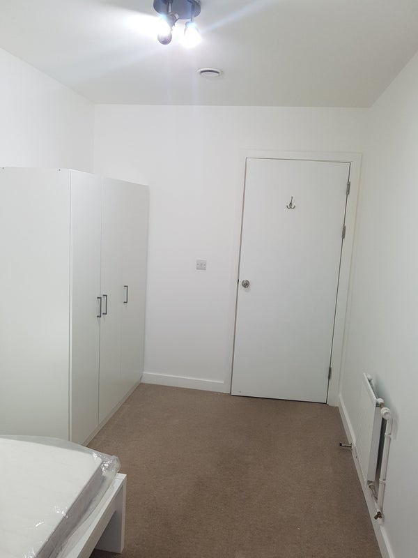Room White Horse Lane in Greater London