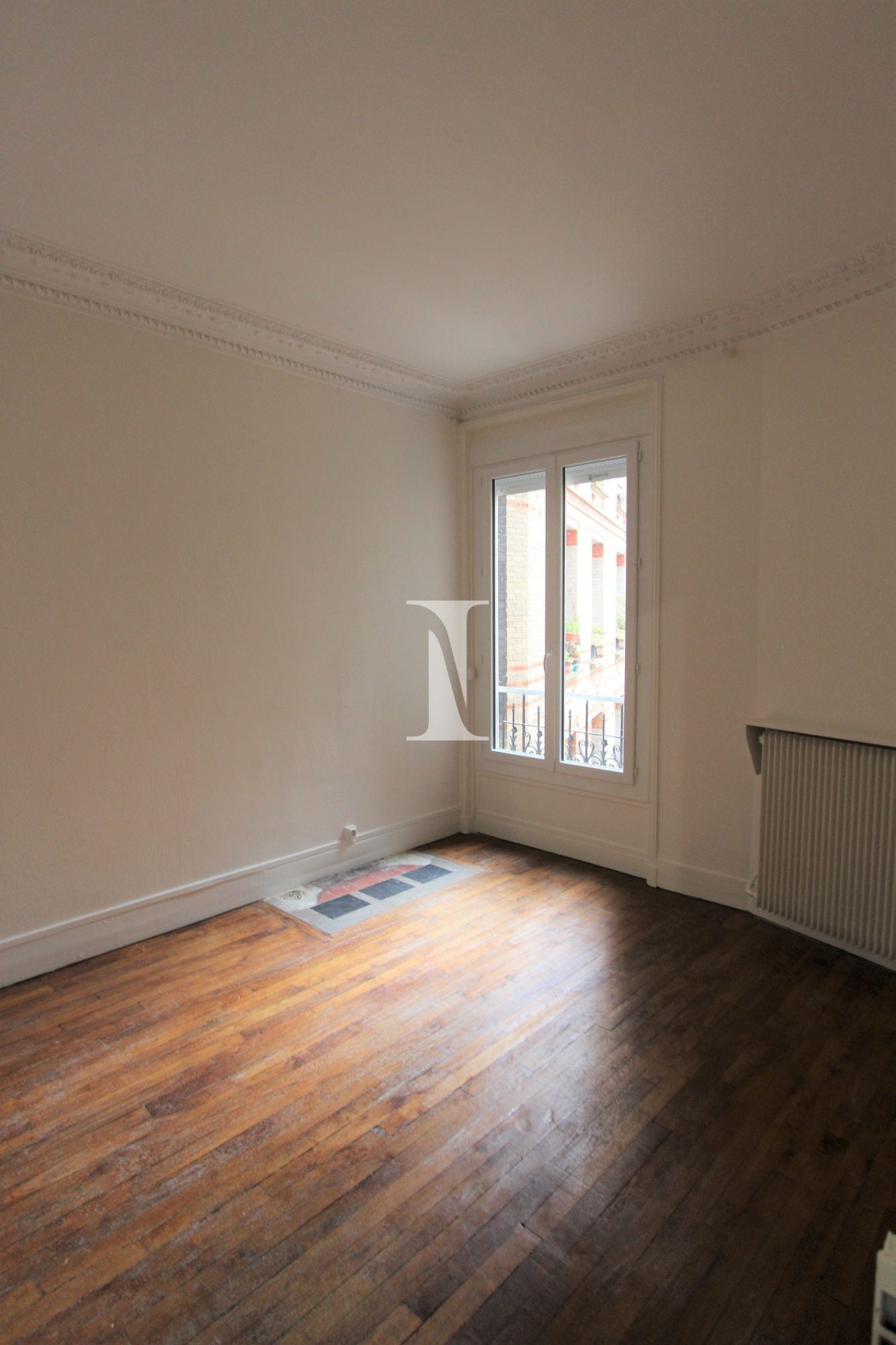 Flat Rue du Lunain in Paris