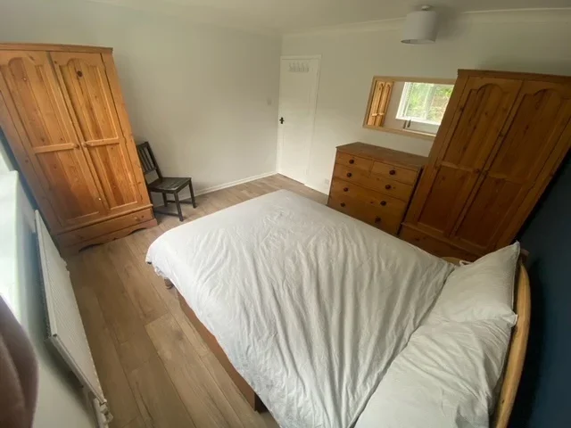 Flat Bromfelde Road in Greater London