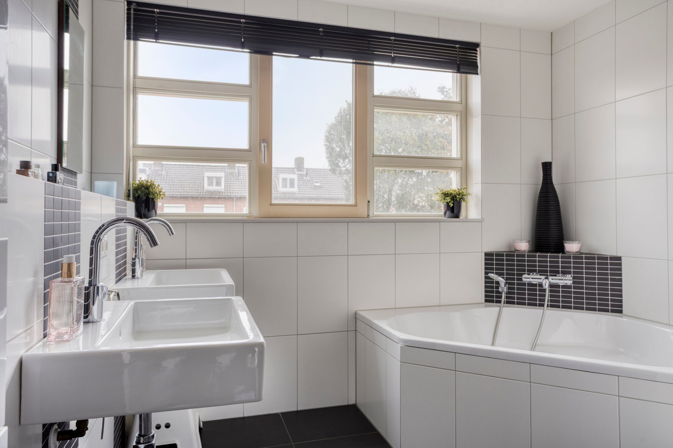 Tussenwoning te koop: Hendrik de Keyzerlaan 87, Eindhoven