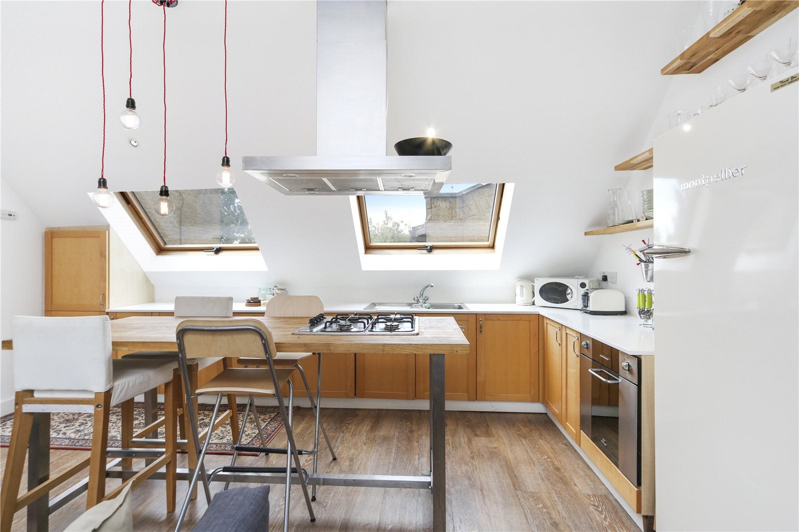 Flat Hawley Road in Greater London