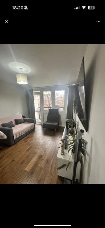 Flat Chilton Grove in Greater London