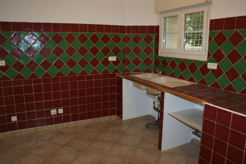 Maison Rue Bouverie à Montélimar