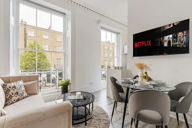 Flat Gloucester Place in City of Westminster