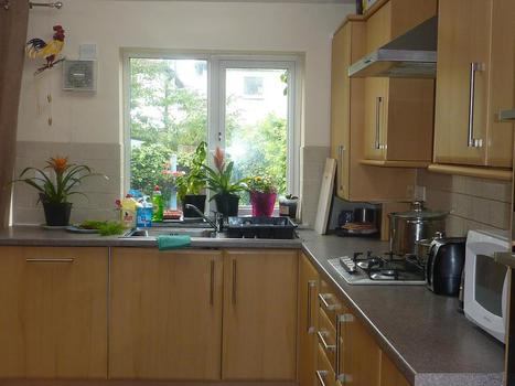 Room Deans Road in Greater London