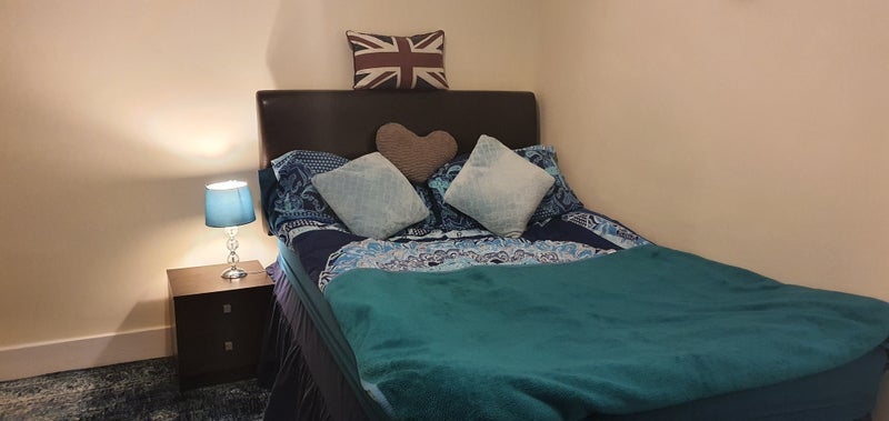 Room Deans Road in Greater London