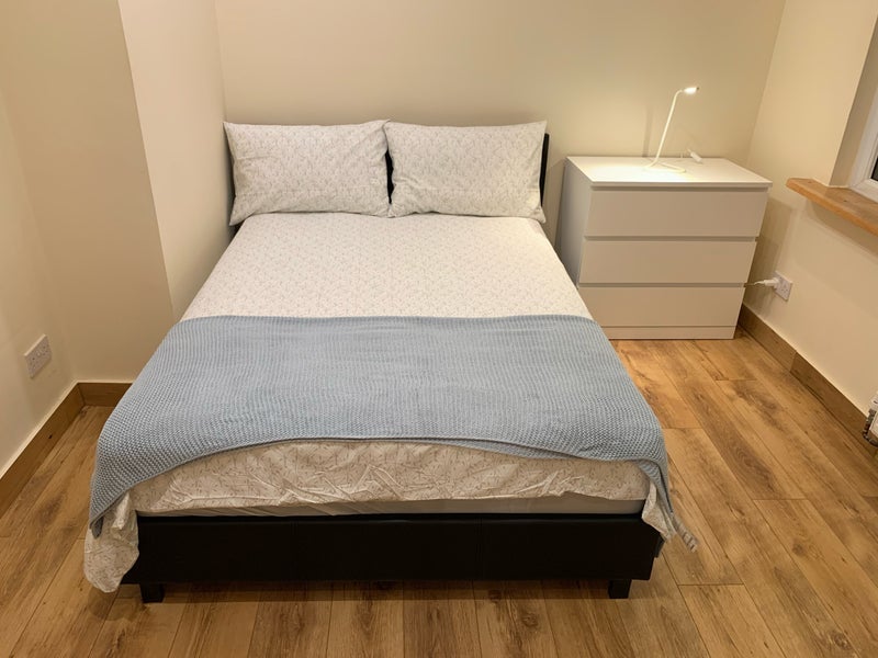 Room Forest Gardens in Greater London