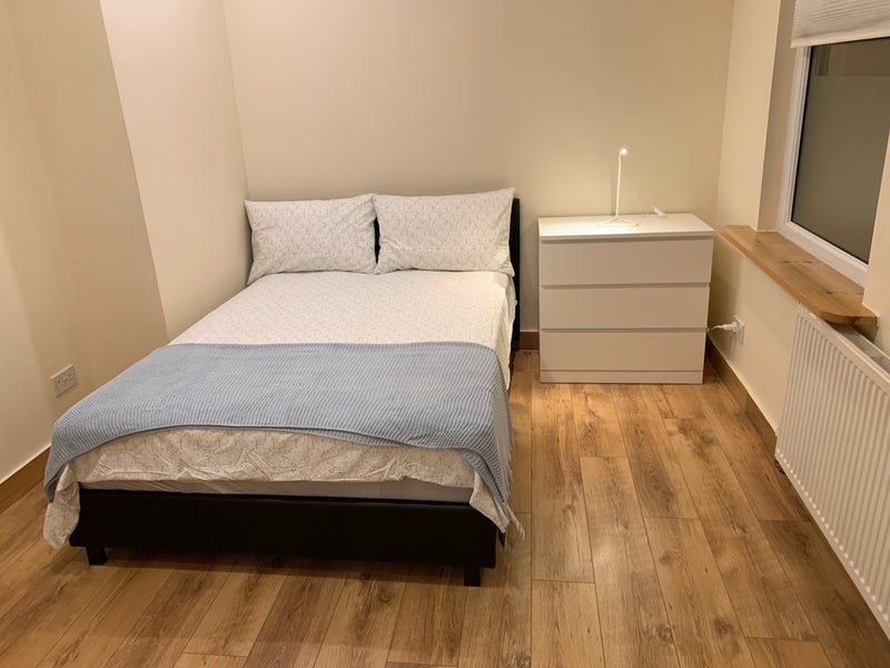 Room Forest Gardens in Greater London