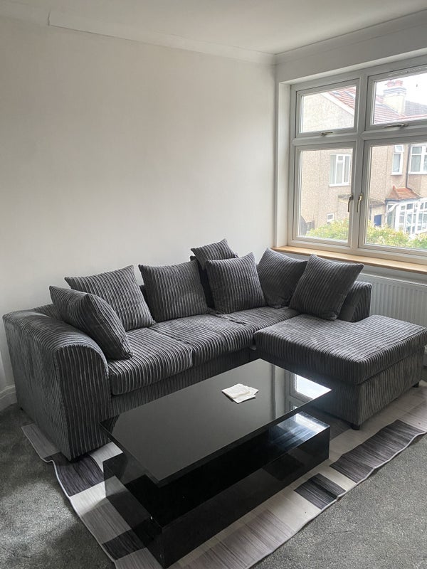 Room Lavender Grove in Greater London