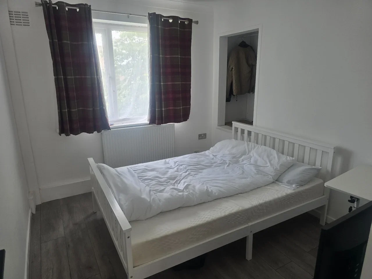 Room Westfield Close in Greater London