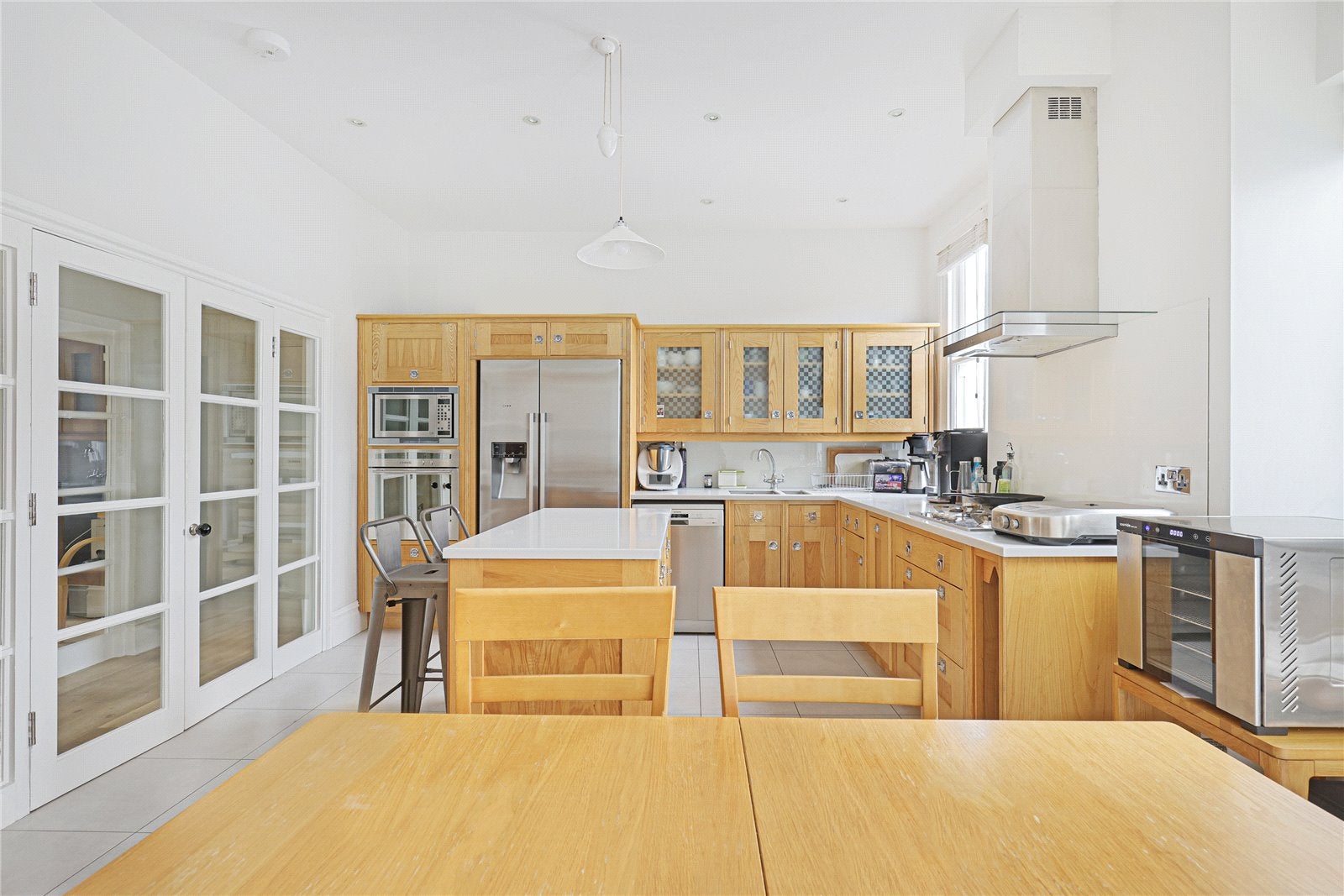 Flat Pond Square in Greater London