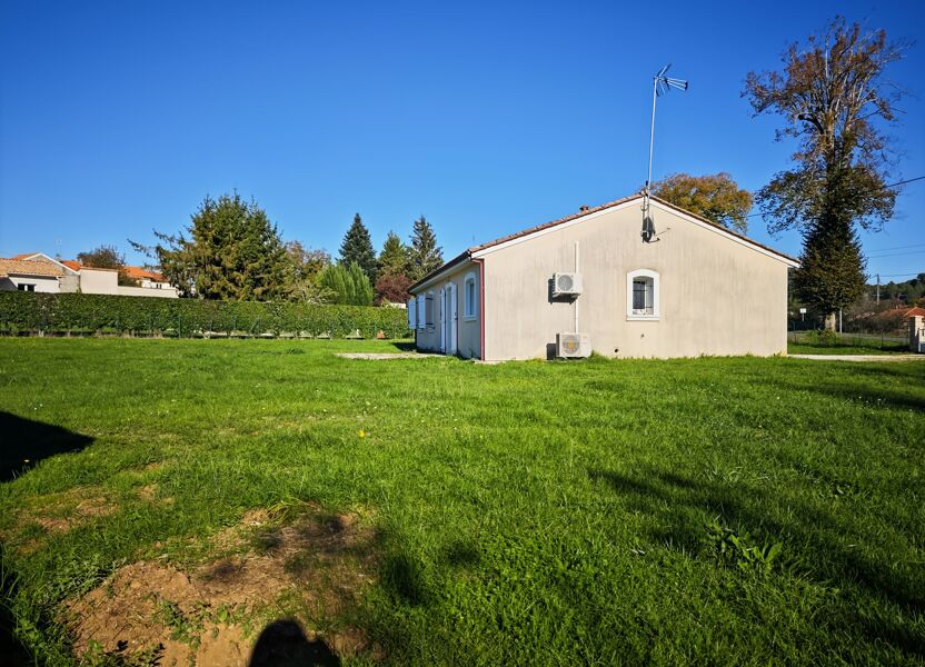 House Place Eugène Le Roy in Neuvic