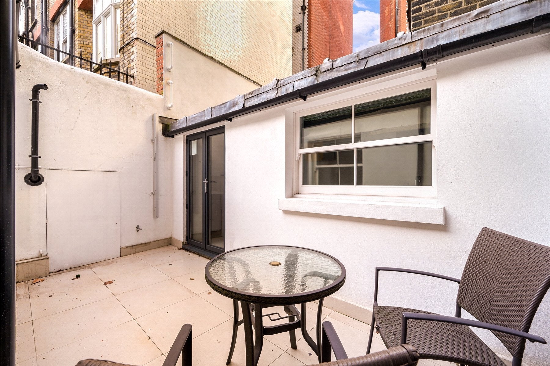 Flat Cadogan Gardens in Greater London