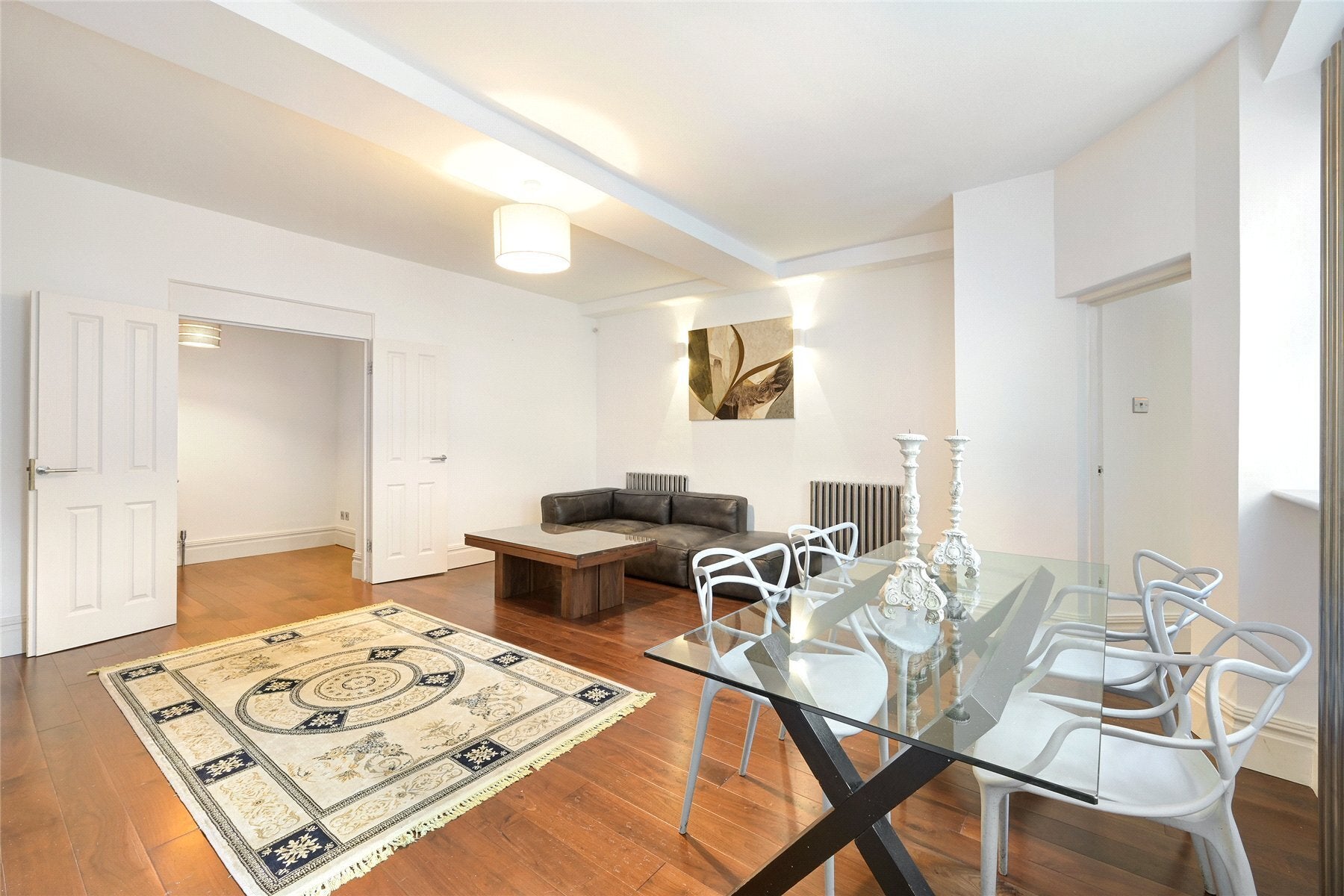 Flat Cadogan Gardens in Greater London
