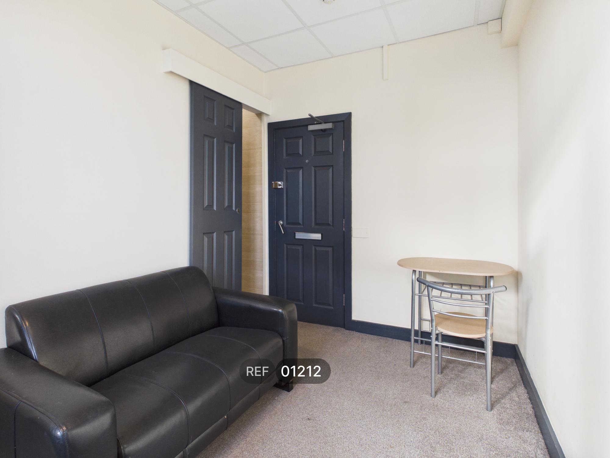 Room Anlaby Road in Hull