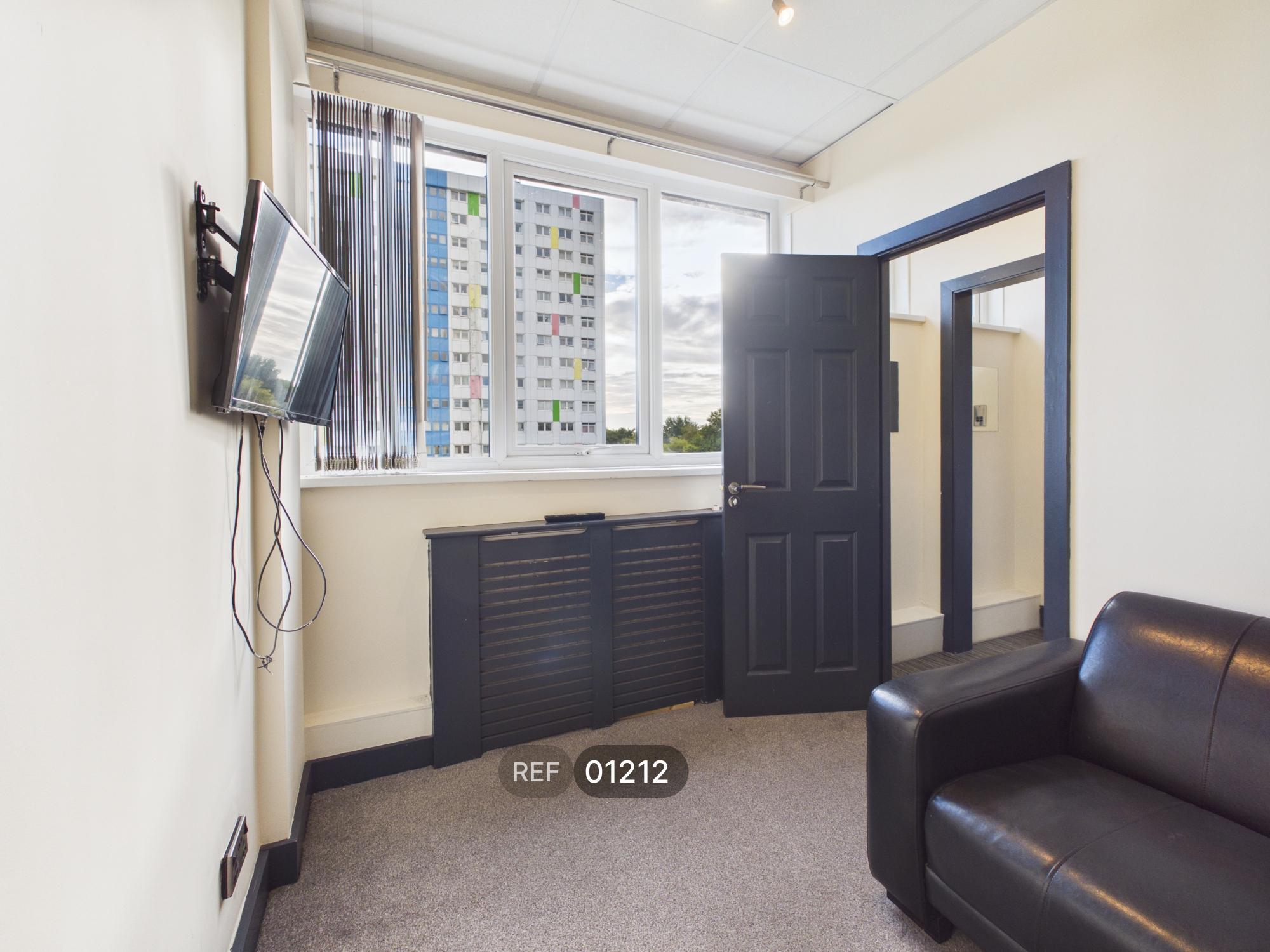 Room Anlaby Road in Hull