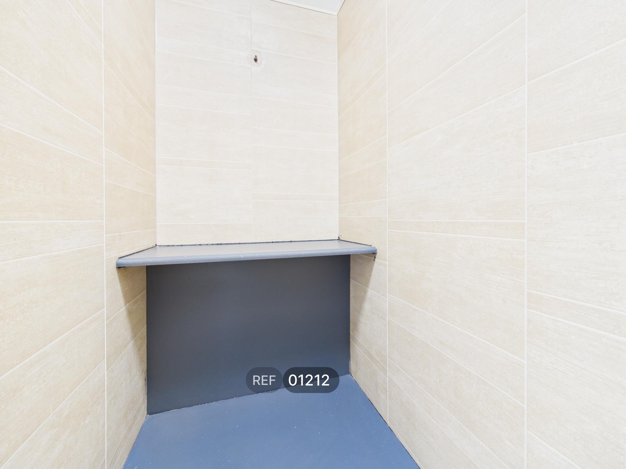 Room Anlaby Road in Hull