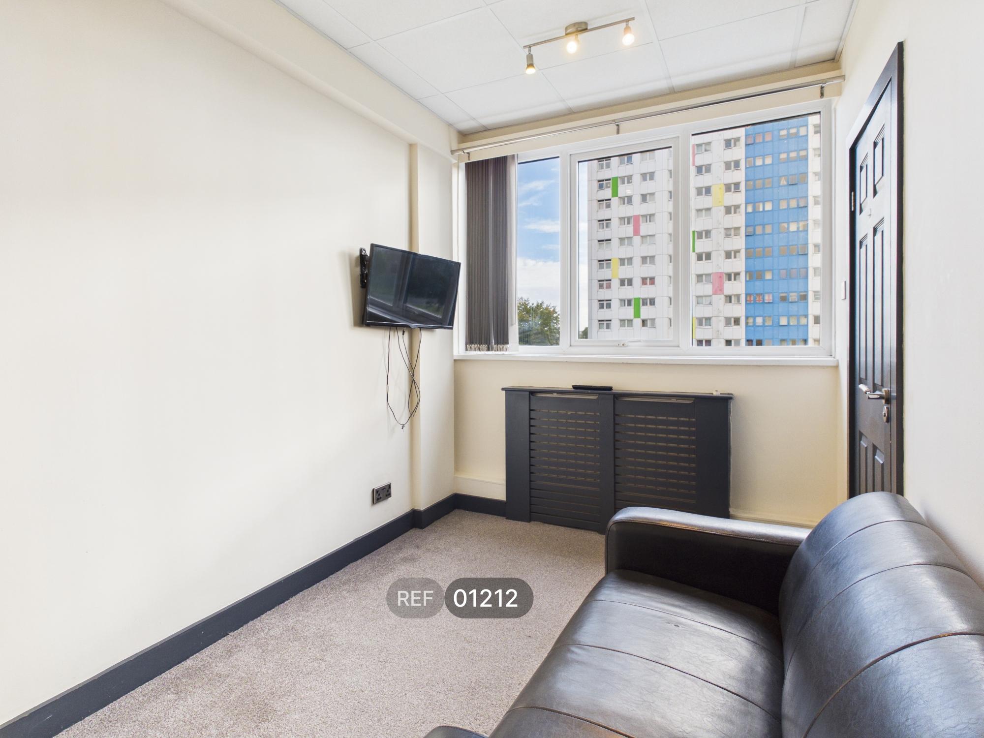 Room Anlaby Road in Hull