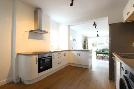 Room Shaw Street in Newcastle-under-Lyme