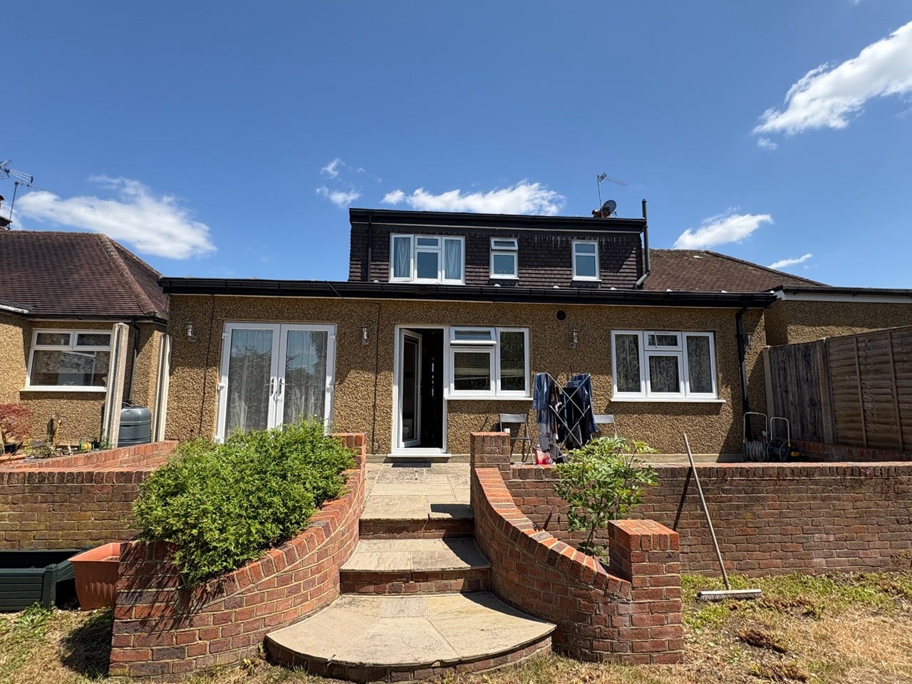 Room Fernbrook Drive in Greater London