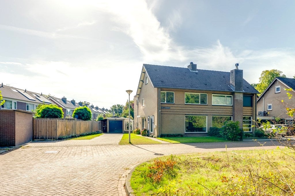 Huis Cort van der Lindenstraat 24 in Rijen