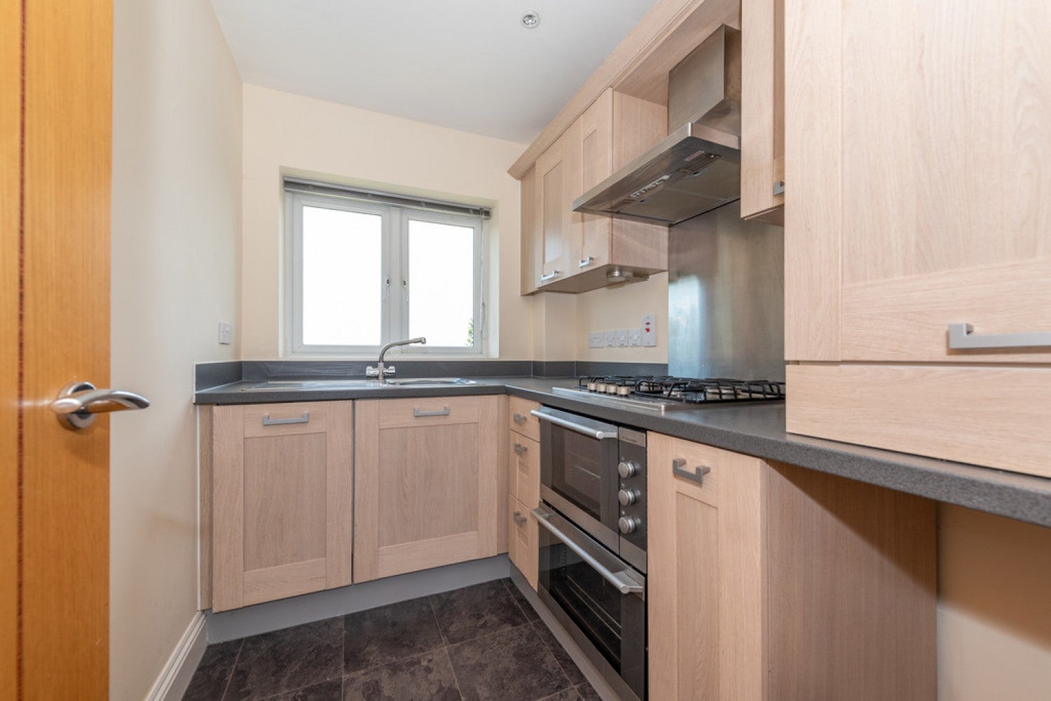 Flat The Grange in Mudford