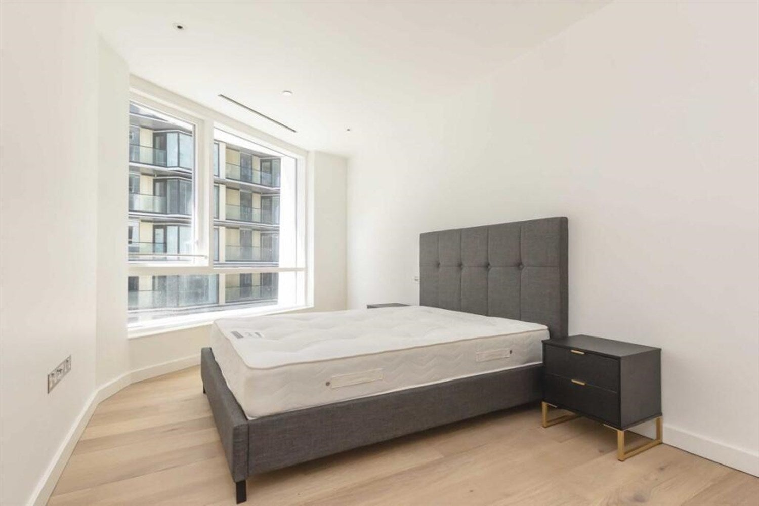 House Leman Street in Greater London