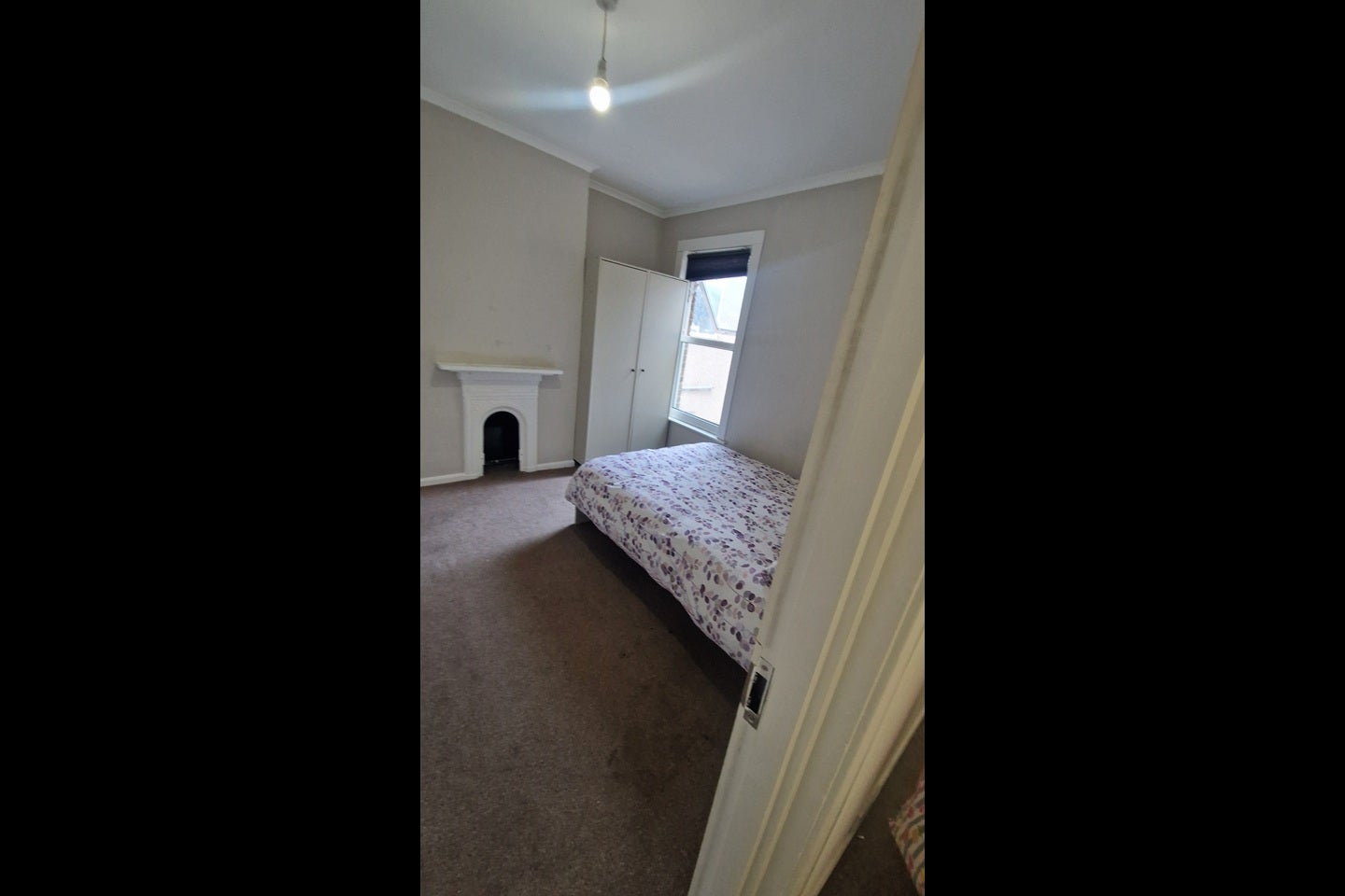 Room Gilbert Road in Greater London