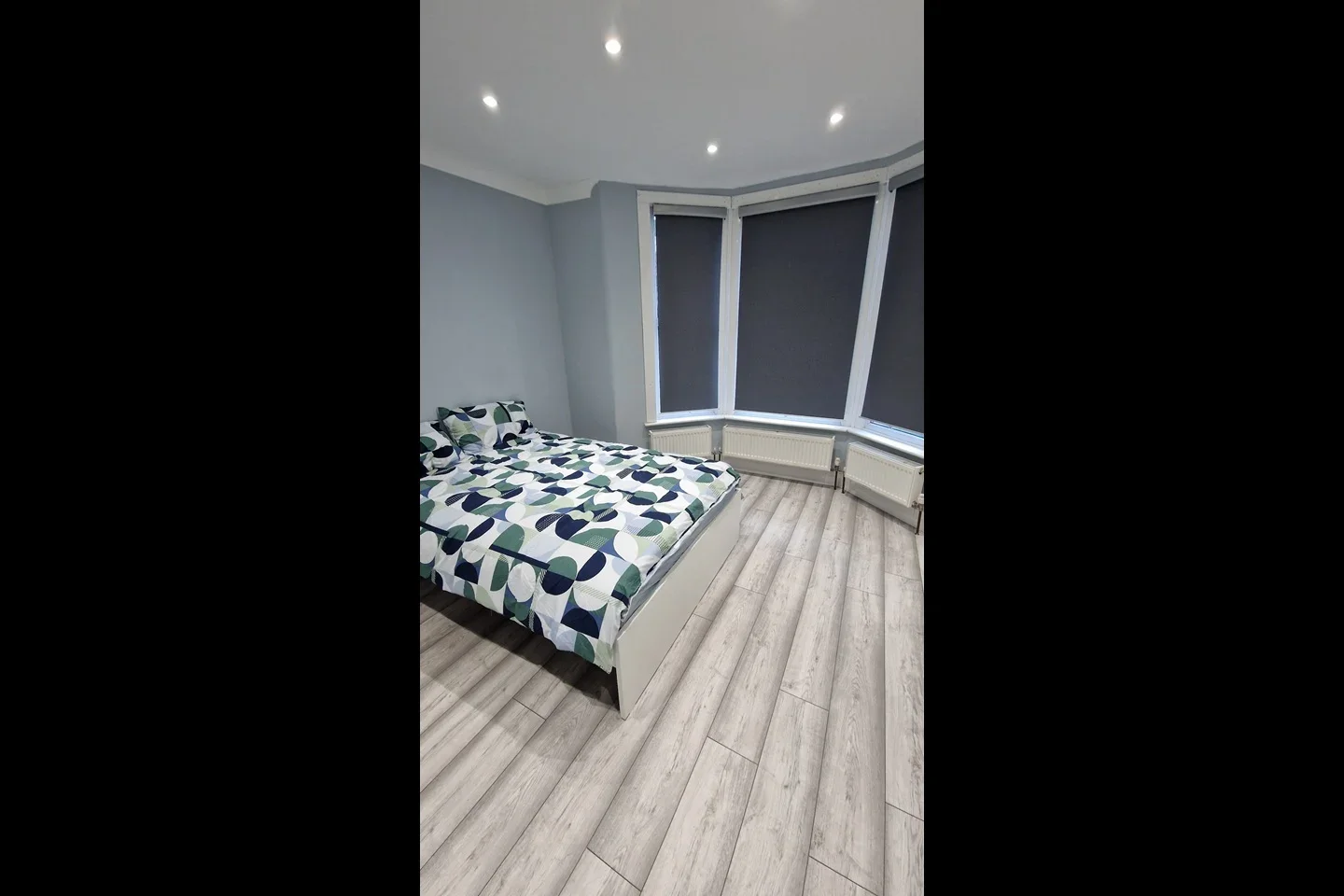 Room Gilbert Road in Greater London