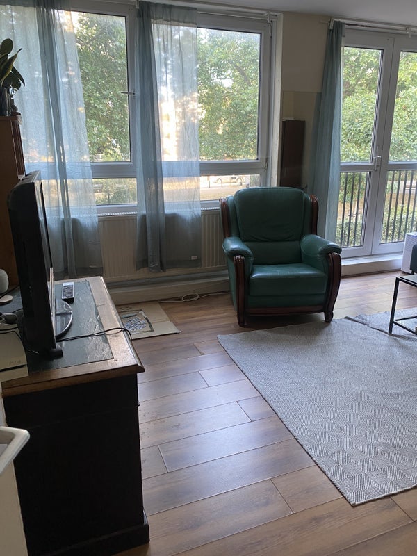 Room Clarence Gardens in Greater London