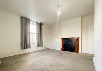 Flat Nelson Road in Salisbury