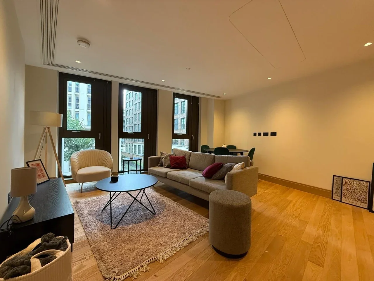 Flat John Islip Street in City of Westminster
