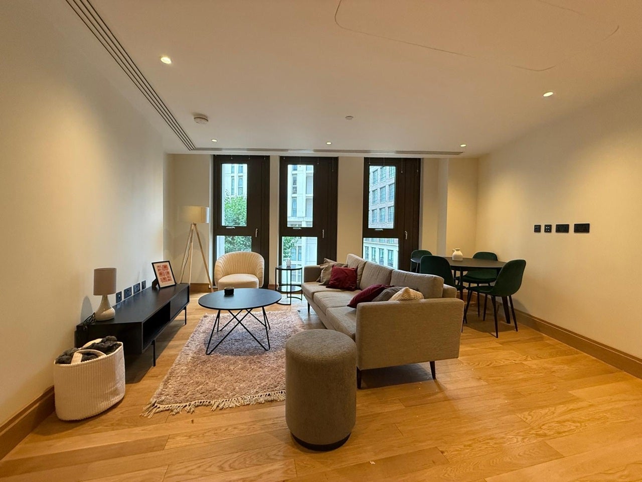 Flat John Islip Street in City of Westminster